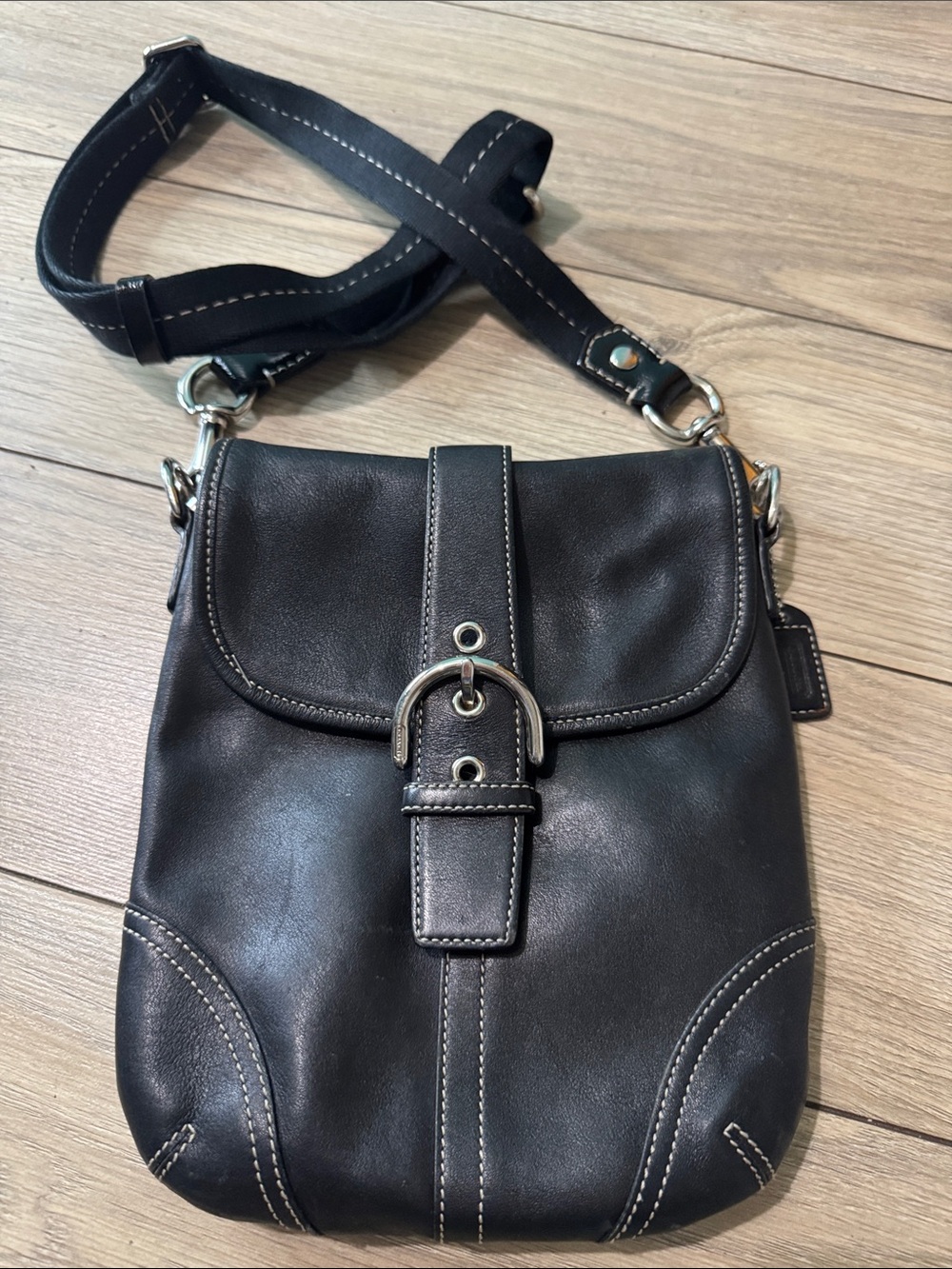 Vintage Coach soho Leather Crossbody Bag